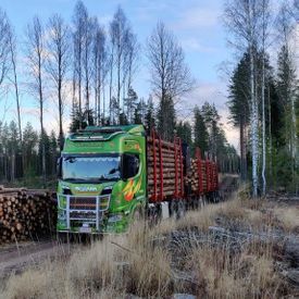 kuljetuskalustoa Aho & Nuutinen